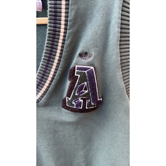 Adidas Green Sweater Vest Women's Large Embroidered V-neck Preppy Collegiate - Picture 3 of 11